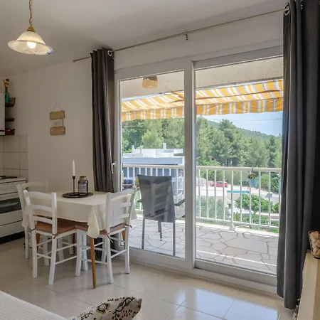Oliverius Apartment *